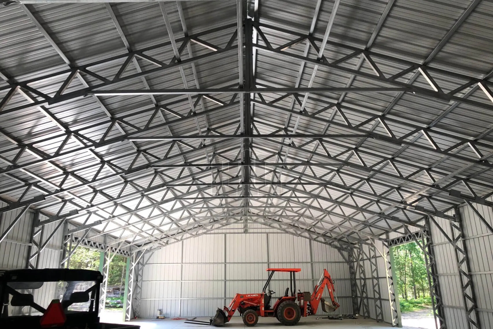All commercially sized buildings over 30 feet wide are equipped with engineered trusses and legs. This allows for expansive open-span structures without sacrificing strength or durability.