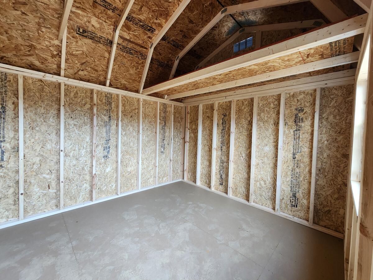 Side Lofted Barn