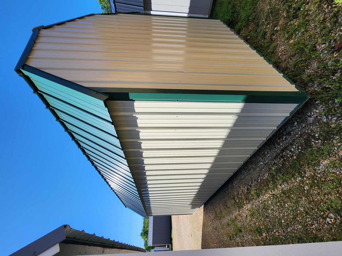 Vertical Metal Lofted Barn 