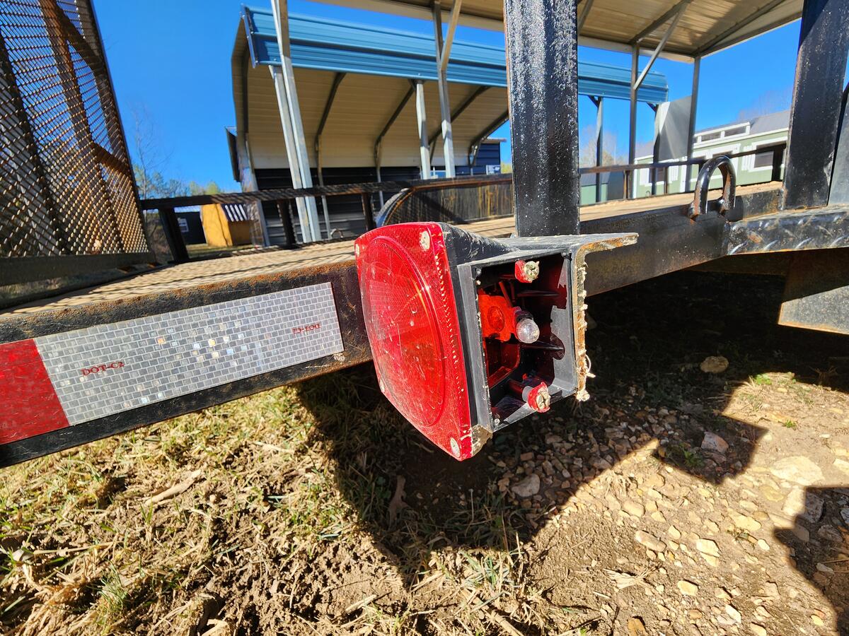 16' Tandem Axle Utility Trailer