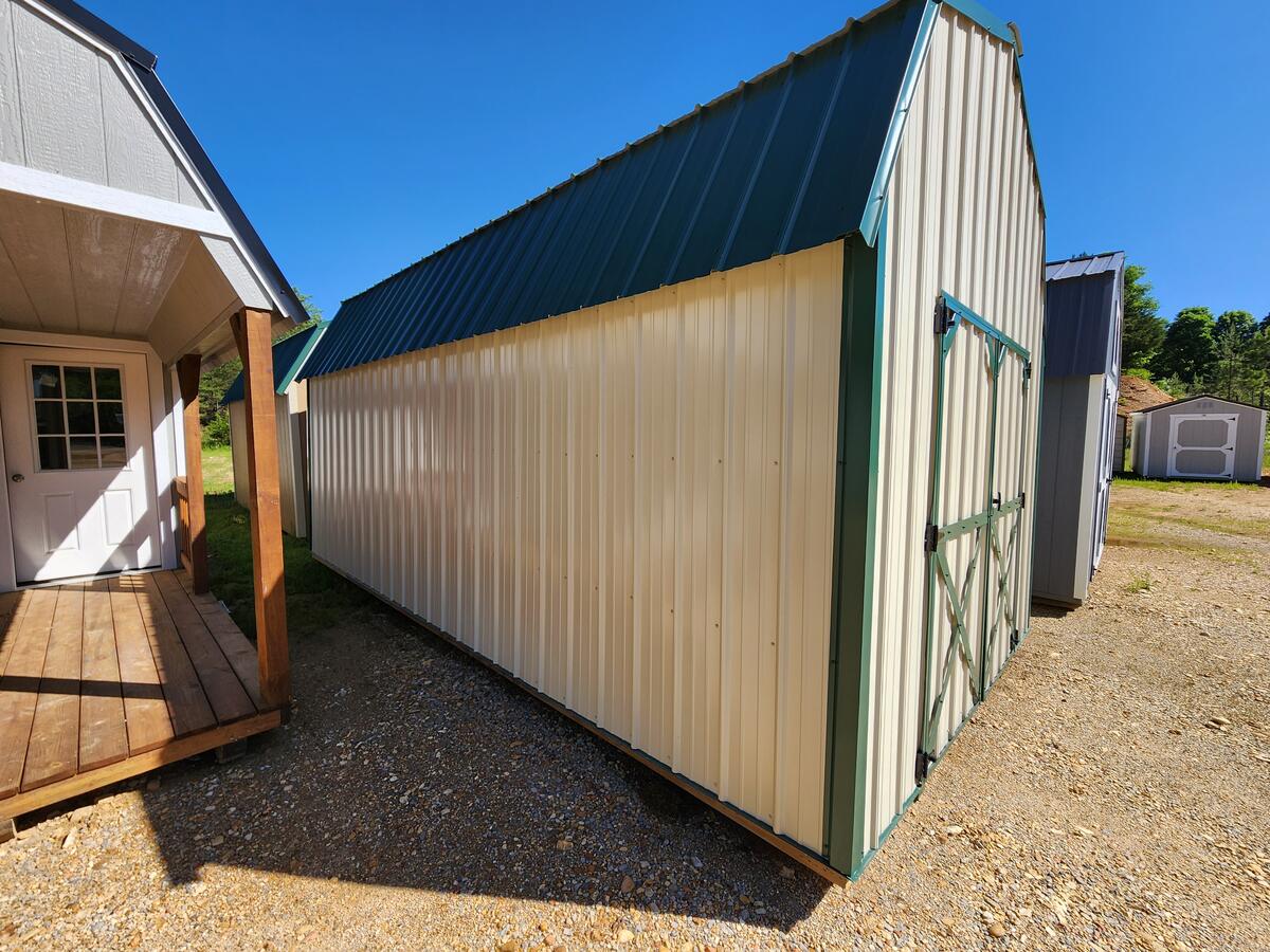 Vertical Metal Lofted Barn 