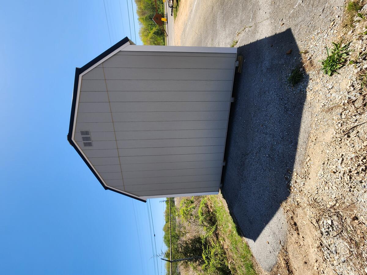 Side Lofted Barn