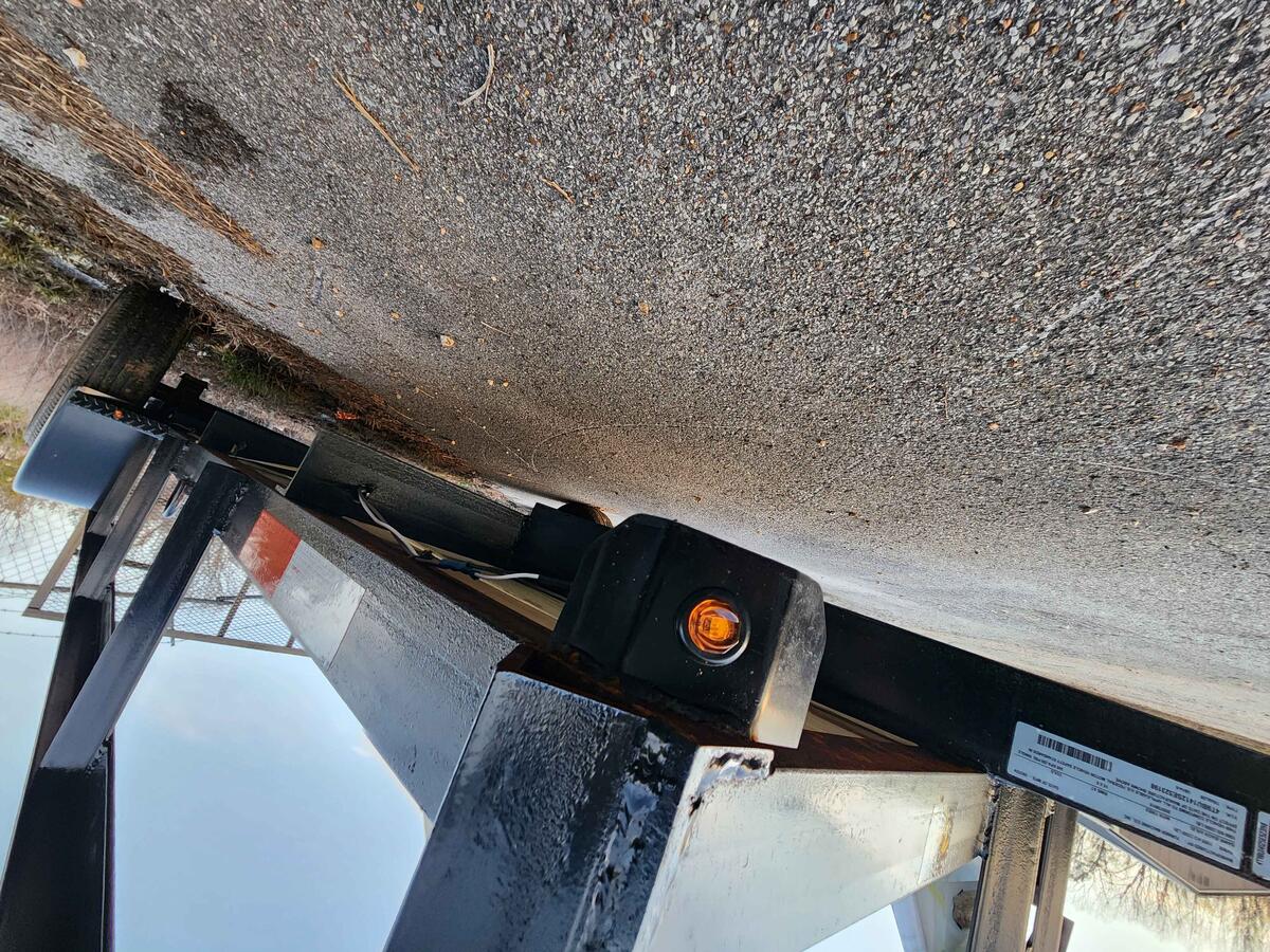 14' Single Axle Utility