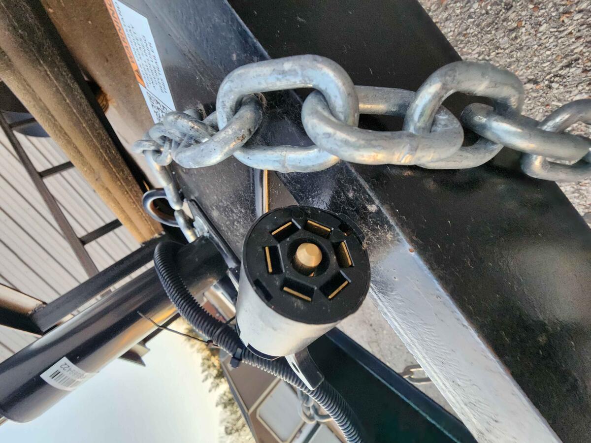 14' Single Axle Utility